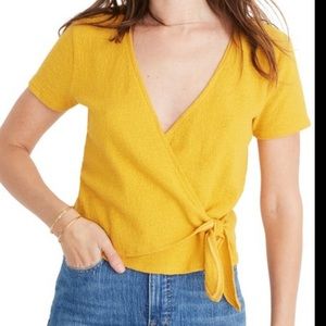 Texture and thread yellow top